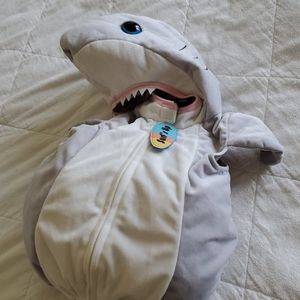 Baby shark halloween costume
